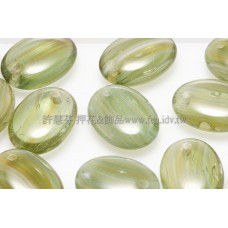 捷克扁橢圓邊洞珠9x12mm條紋-水草綠漸層-10個