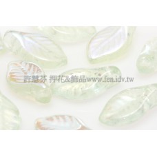 5X10mm捷克楔形葉珠-透明炫彩翠綠-20個