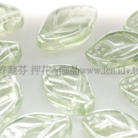7x12mm捷克紫薇葉形珠-透明炫彩翠綠-20個