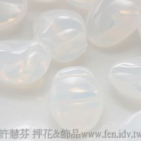 捷克圓花瓣珠6x8mm白蛋白色-20個