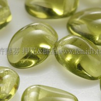 捷克圓花瓣珠6x8mm透明草綠色-20個