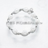 花邊奶油珠環-連接配件正白白
