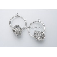 霧面多層次圓環-連接墜飾正白