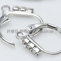 三顆水鑽法式耳勾代白