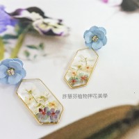 花之海藍--灌膠押花植物耳環