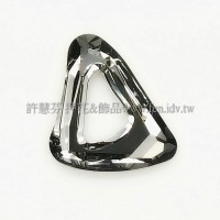 施華洛帆式三角20x22mm銀色夜彩-1個
