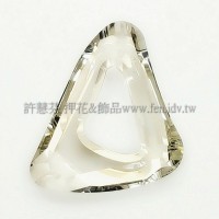 施華洛帆式三角27x33mm月光-1個