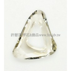 施華洛帆式三角27x33mm月光-1個