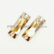 3255施華洛長條形手縫石18x6mm影子金-1個