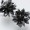 花朵綻放晶鑽黑鋯石墜飾-12mm-1個