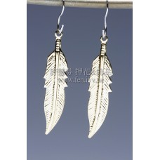 單孔立體長羽毛-7x34.7mm-2個