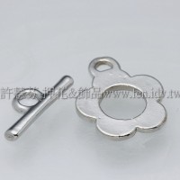 花圓形鍊條接頭正白A:15*17.5mm B:14*7mm -2對