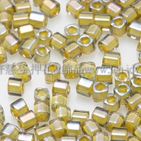 1.5mm方管日本珠-灰鑽光內鑲不透明中國黃色-5g