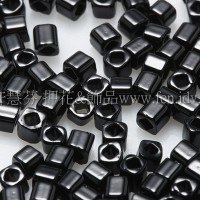 1.5mm方管日本珠-不透明黑色-5g