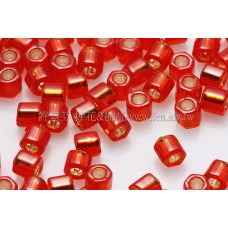 3mm方管日本珠暹邏紅灌銀色--10g