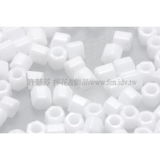 3mm方管日本珠不透明雪白色--10g