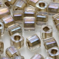 3mm方管日本珠七彩水晶光內鑲金色--10g