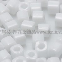 3mm方管日本珠不透明雪白色--10g