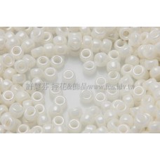 1.5mm日本珠-不透明亮彩米白色-5g