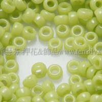 1.5mm日本珠-不透明蘋果綠色-5g
