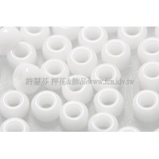 3mm日本珠雪白色--10g