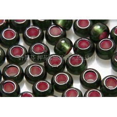4mm日本珠-軍服綠玻璃內鑲桃紅色-10g