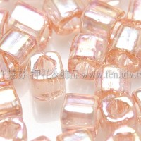 4mm方管日本珠珠光七彩水蜜桃粉紅色--10g