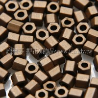 2mm短管日本珠茶咖啡色-10g